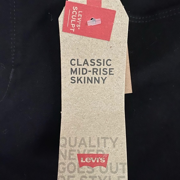 NWT Levi’s black classic mid-rise skinny jean sz18 - Picture 3 of 5